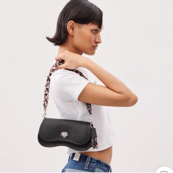 🖤Coach NWT Coachtopia Wavy Dinky Black  Women's Bag with Multi‎ Color strap - Picture 5 of 10